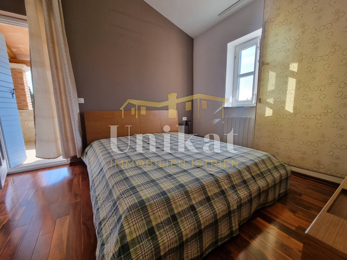 Dvojna hiša v istrskem slogu